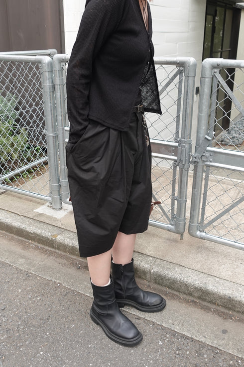 フィットシアーカーデ